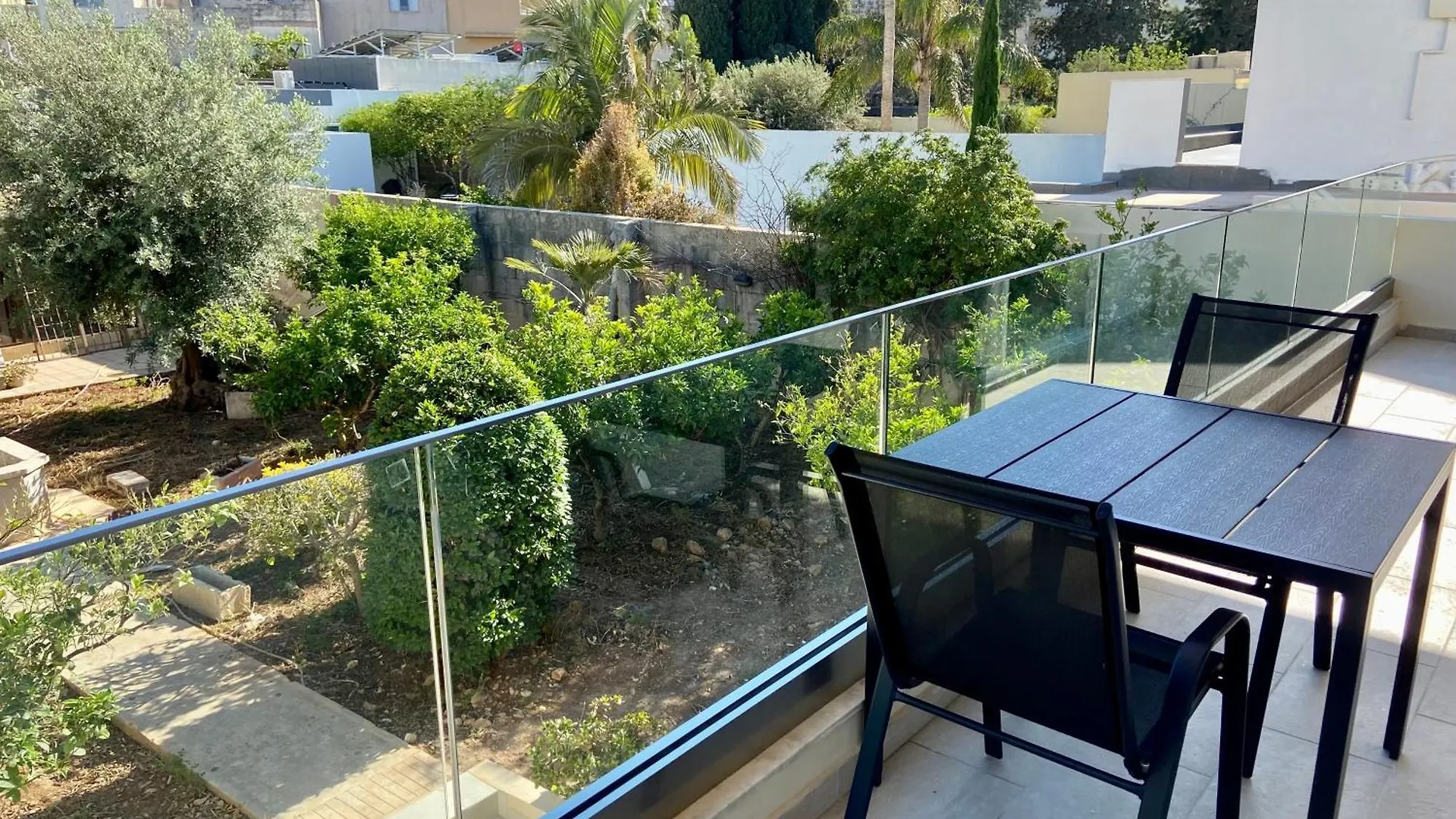 Maltese Garden Villa Mosta Malta